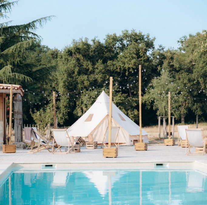 Tipis de standing : ce mode d’hébergement poétique et convivial fait l'unanimité